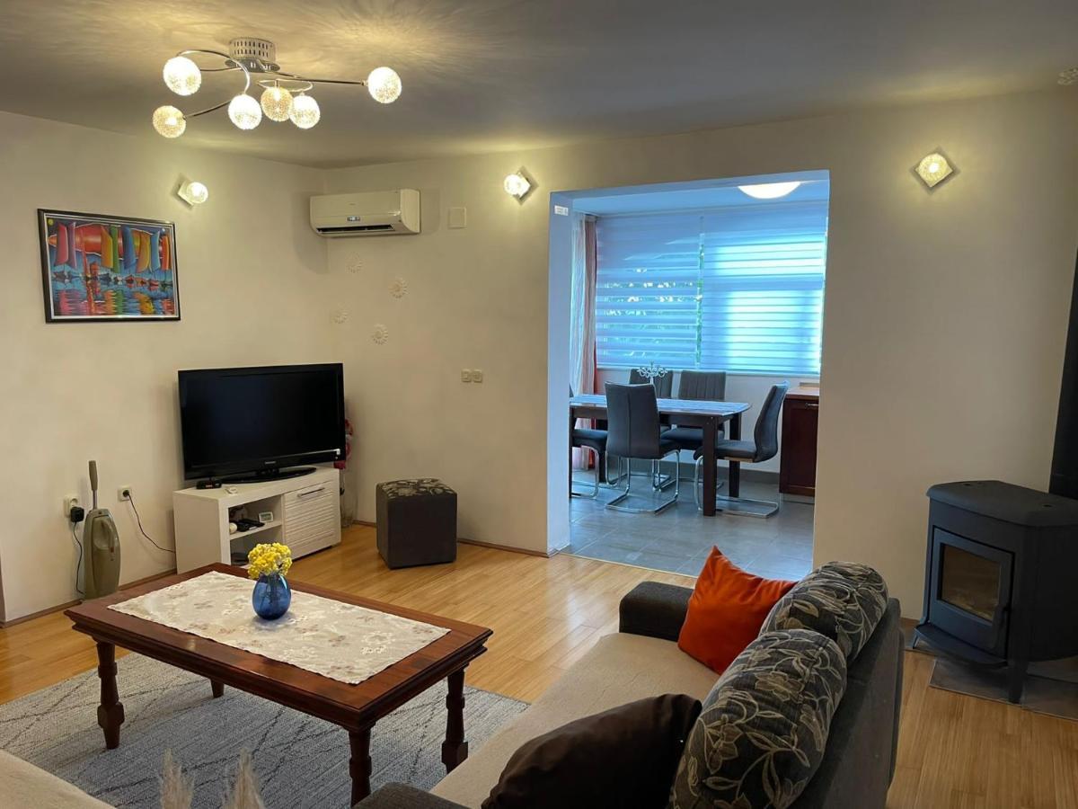 Apartment Finally Kaštel Stari エクステリア 写真